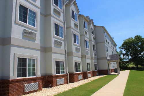 Microtel Inn & Suites By Wyndham Montgomery image 18