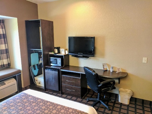 Microtel Inn & Suites By Wyndham Montgomery image 5