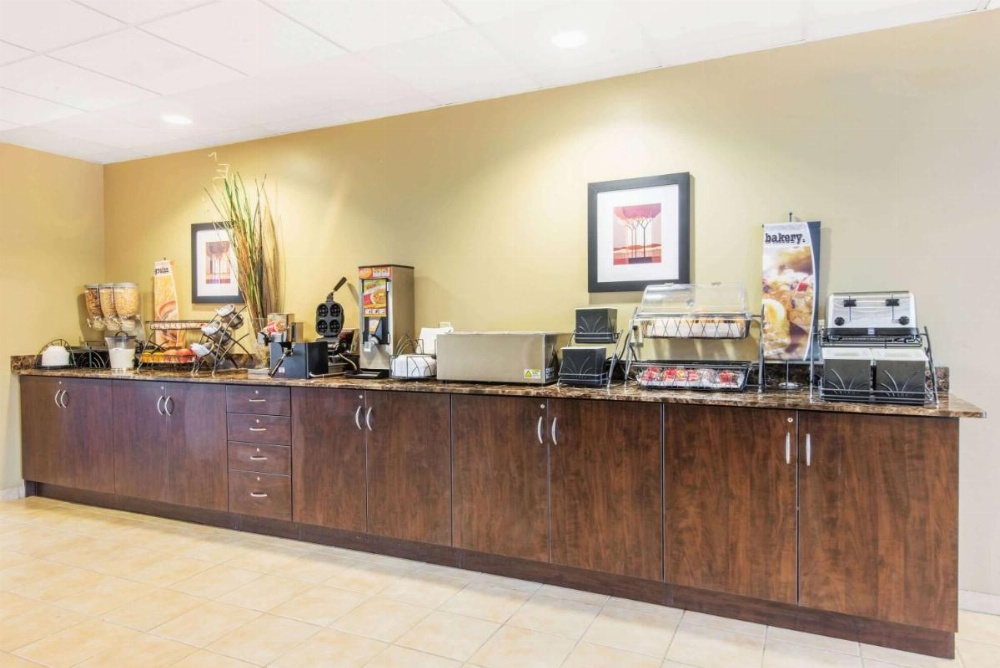 Microtel Inn & Suites By Wyndham Montgomery